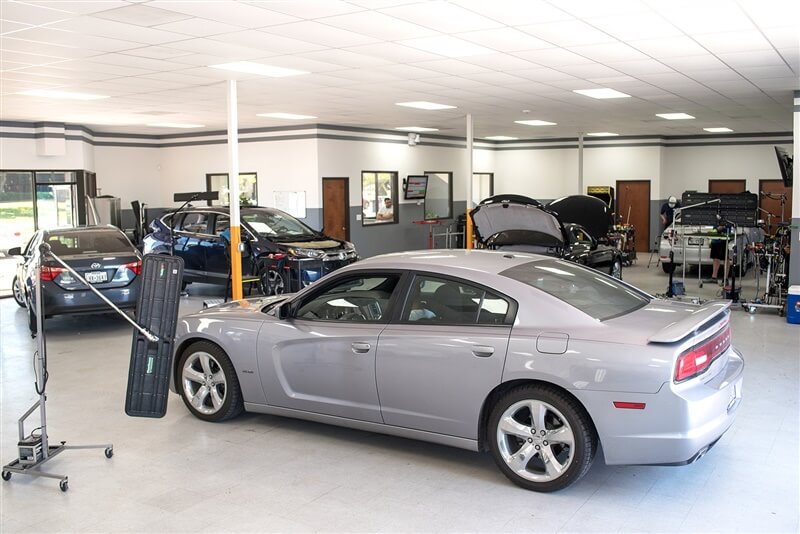 car-dent-removal-service