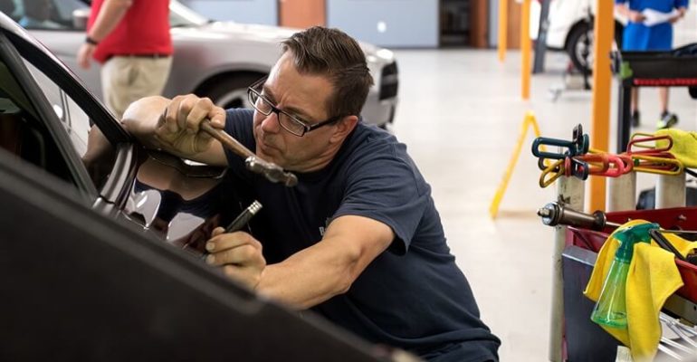 car-dent-removal-service