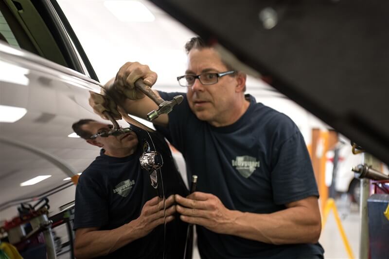 car-dent-removal-service